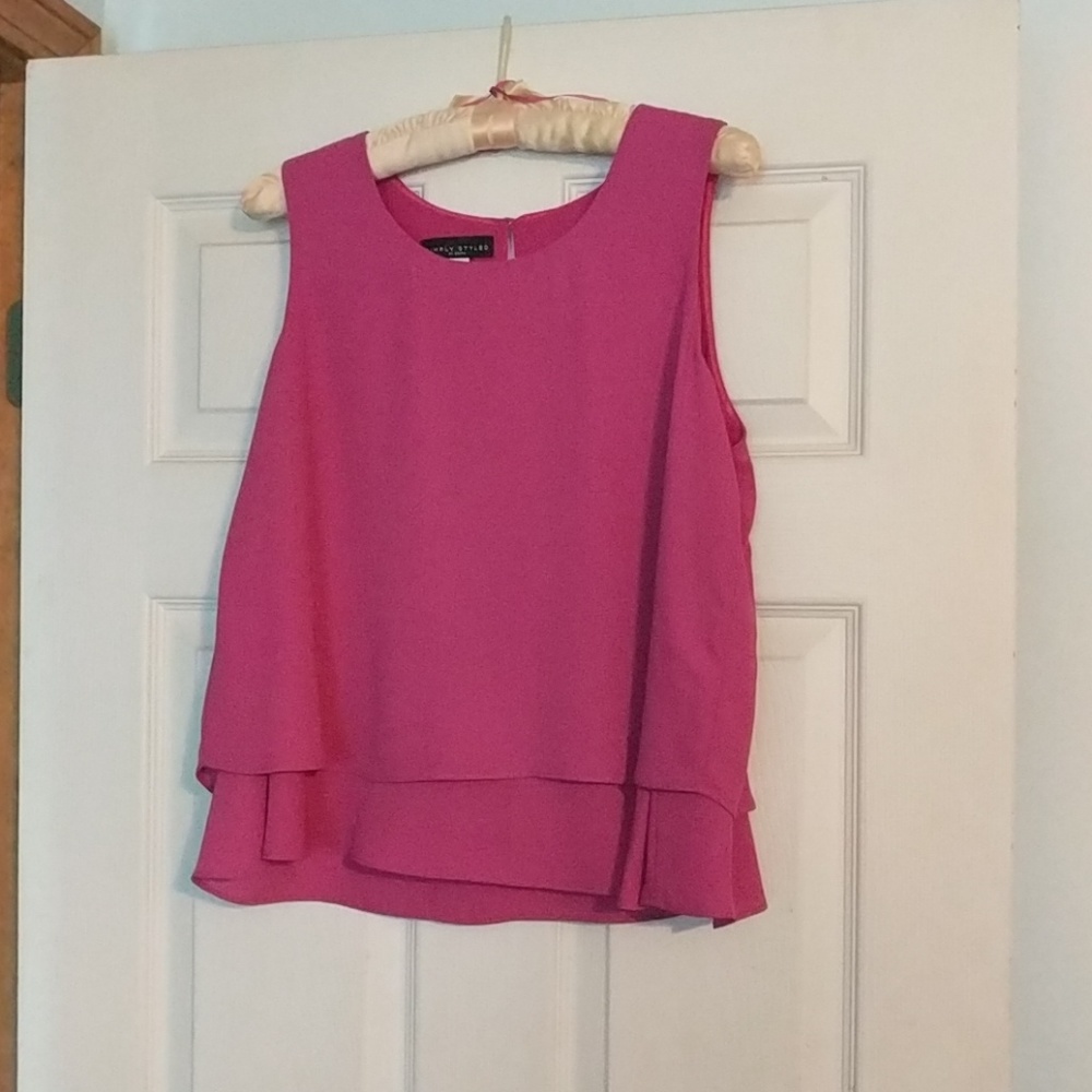 Pink tank